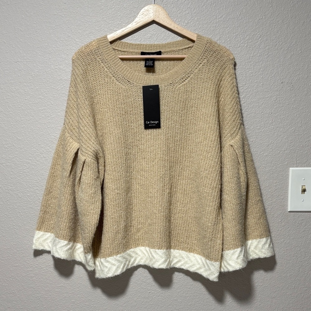 NWT Francesca’s Caí Design NY Cozy Beige Cream Drop Shoulder Boxy Sweater Size L